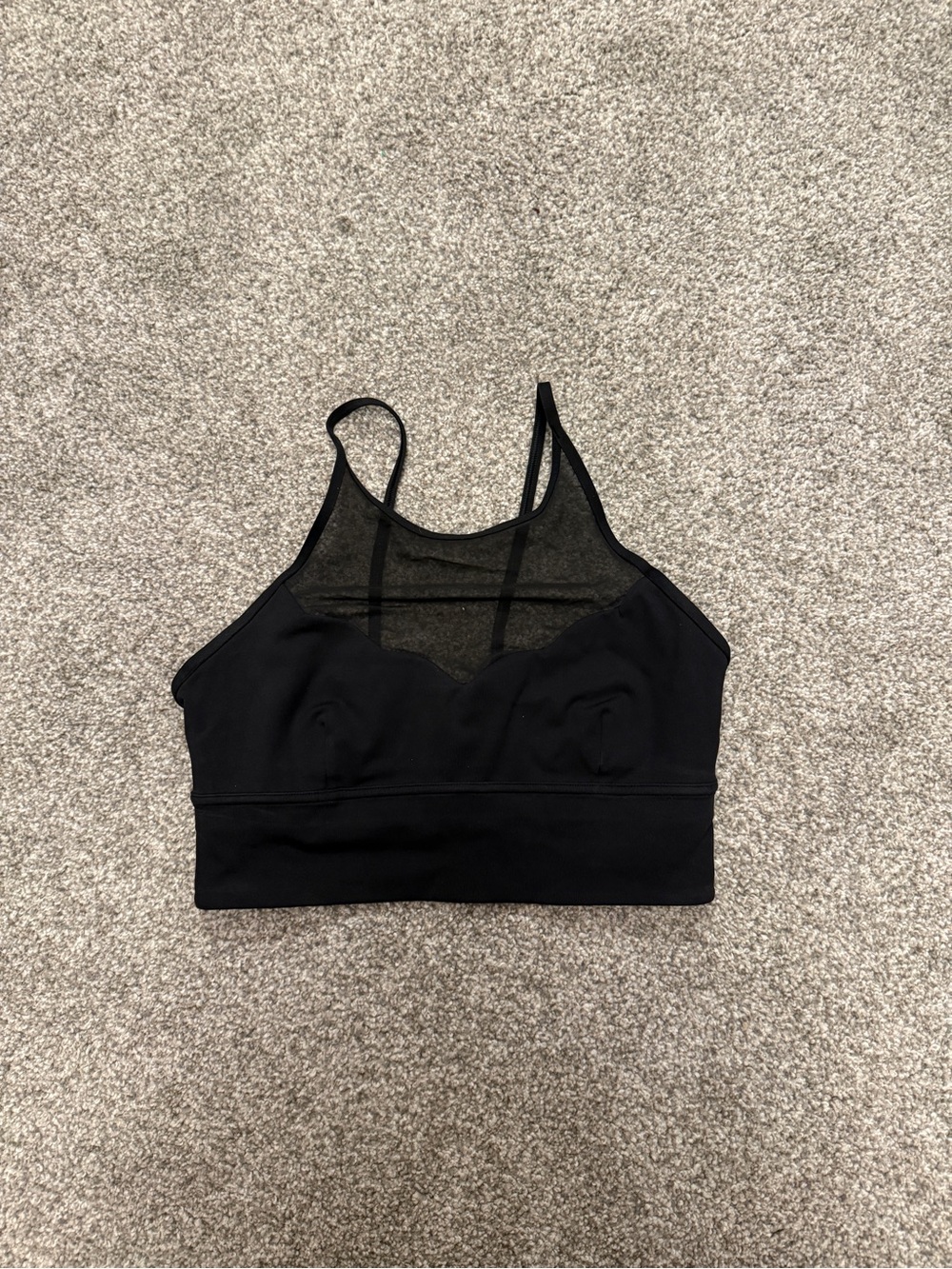Lululemon mesh scalloped sports bra (6)